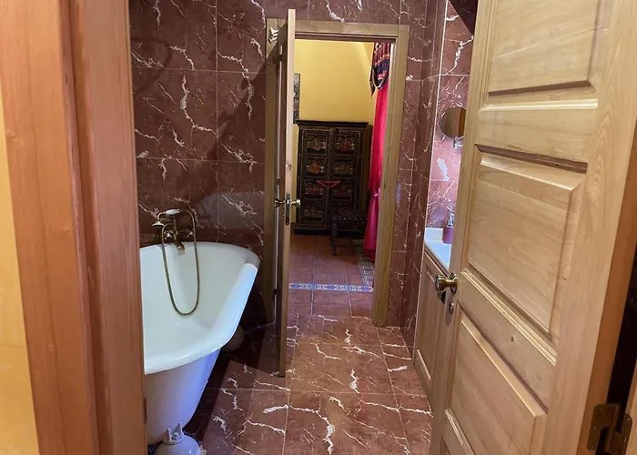 Charming Garden Retreat In Дом отдыха